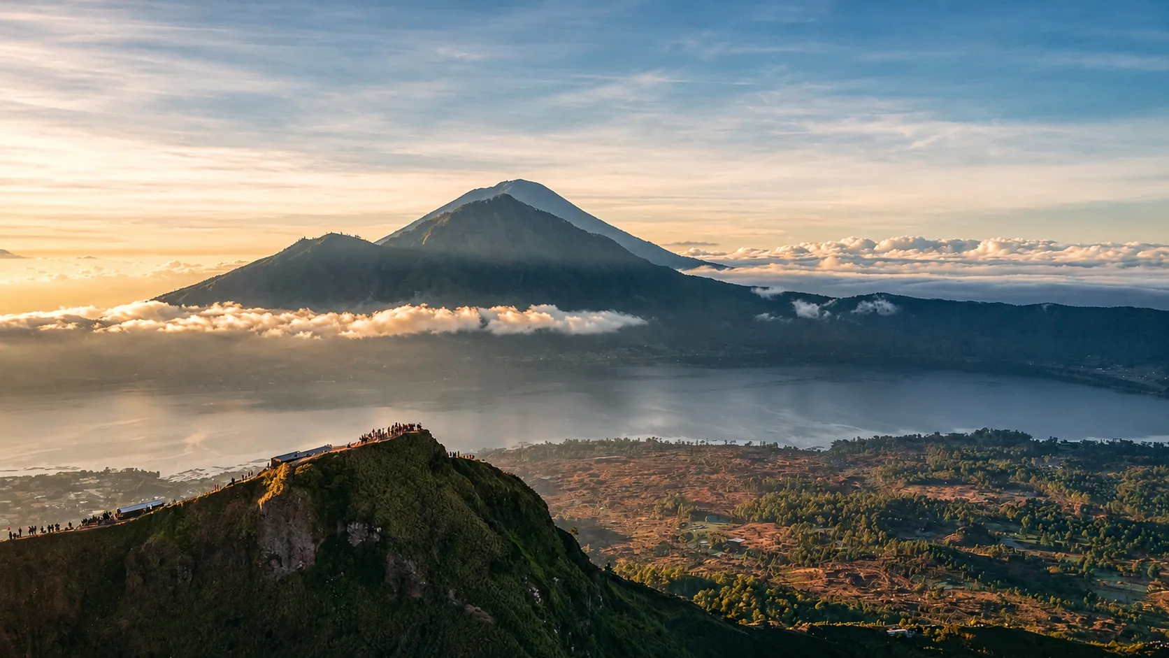 Sonnenaufgang am Mount Batur