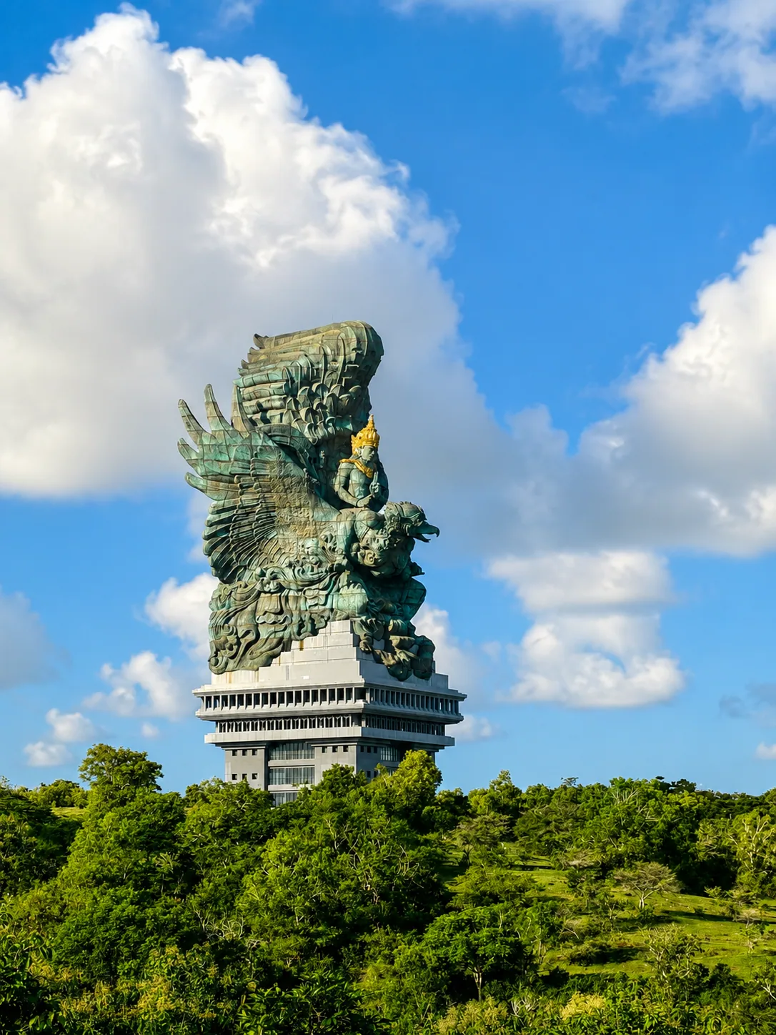 Garuda Wisnu Kencana Kulturstätte und Jimbaran Dinner